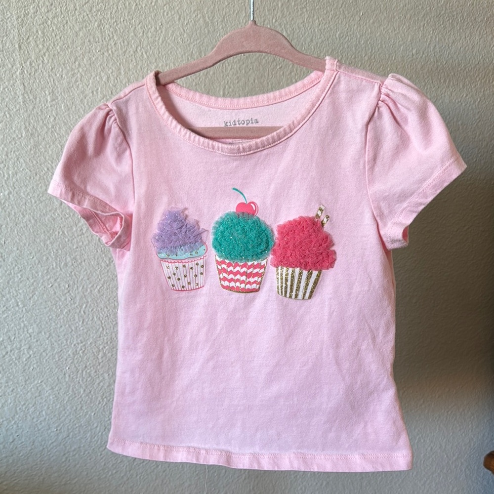 Kidtopia Pink Cupcake Graphic Tee Size 6 Years